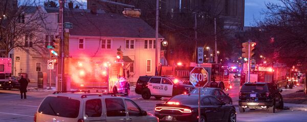 الشرطة تحقق في حادث إطلاق نار بمصنع للجعة في مدينة ميلووكي بولاية ويسكنسون الأمريكية - سبوتنيك عربي