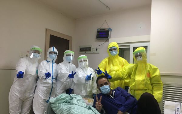 الفلسطيني محمد أبو ناموس، من غزة، يتعافى من فيروس كورونا في الصين - سبوتنيك عربي