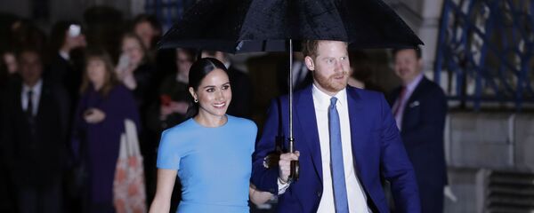 الأمير هاري وزوجته ميغان ماركل في حفل جوائز مؤسسة إندوفر السنوية، 5 مارس/ آذار 2020، لندن، بريطانيا - سبوتنيك عربي