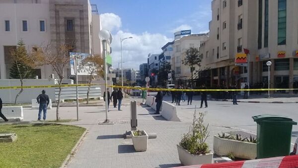 تفجير انتحاري قرب السفارة الأمريكية في تونس  - سبوتنيك عربي