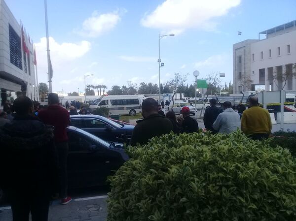 تفجير انتحاري قرب السفارة الأمريكية في تونس - سبوتنيك عربي