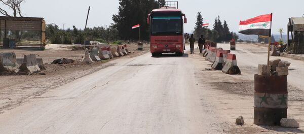 الهدوء وعودة الحياة إلى طريق حلب - دمشق الدولي إم-5 - سبوتنيك عربي