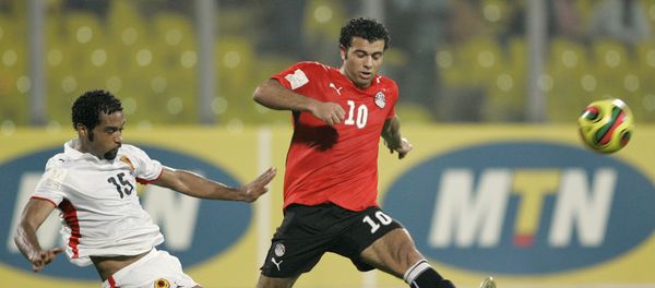 لاعب الأهلي ومنتخب مصر السابق عماد متعب - سبوتنيك عربي