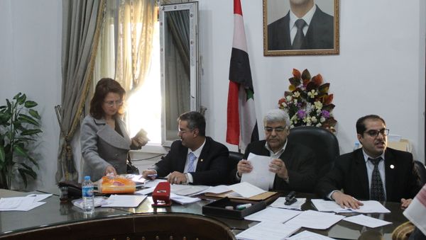 انتخابات البرلمان السوري تتخذ بعدا نضاليا في وجه مخططات الانفصال الأمريكية انتخابات البرلمان السوري تتخذ بعدا نضاليا في وجه مخططات الانفصال الأمريكية - سبوتنيك عربي