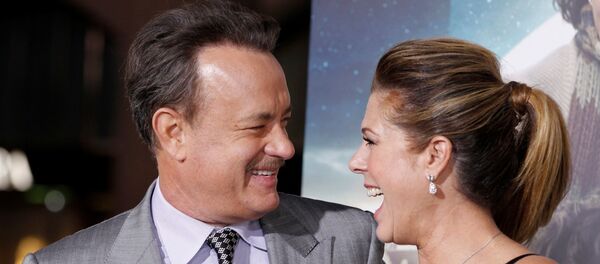 الممثل الأمريكي توم هانكس وزوجته ريتا ويلسون الممثل الأمريكي توم هانكس وزوجته ريتا ويلسون - سبوتنيك عربي