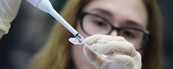 انتشار فيروس كورونا في روسيا - اتخاذ عينات للتحاليل في مختبر طبي، ١٧ مارس ٢٠٢٠ انتشار فيروس كورونا في روسيا - اتخاذ عينات للتحاليل في مختبر طبي، ١٧ مارس ٢٠٢٠ - سبوتنيك عربي