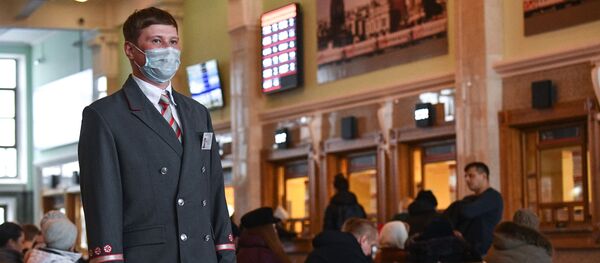 انتشار فيروس كورونا في روسيا - الاجراءات الاحترازية ضد انتشار الفيروس في نوفوسيبيرسك، روسيا ١٩ مارس ٢٠٢٠ - سبوتنيك عربي