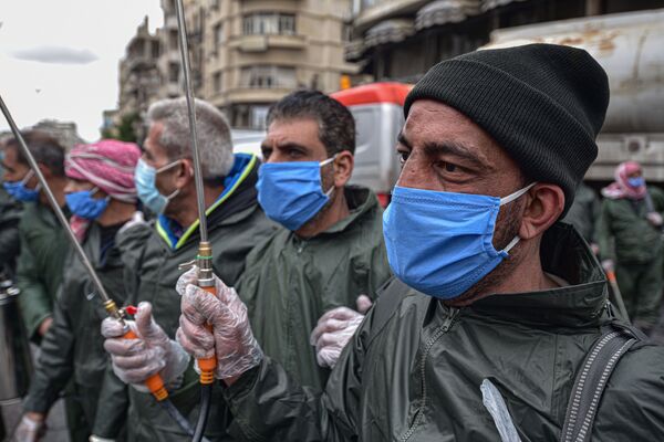 سوريا: الحكومة تبدأ حملة تعقيم واسعة للشوراع والأماكن العامة... صور وفيديو - سبوتنيك عربي