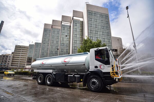 سوريا: الحكومة تبدأ حملة تعقيم واسعة للشوراع والأماكن العامة... صور وفيديو - سبوتنيك عربي