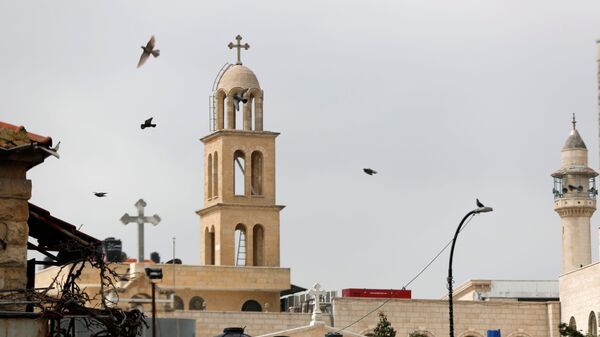  منع الصلاة في المساجد والكنائس بسبب تفشي كورونا في رام الله، الضفة الغربية، فلسطين 15 مارس 2020 - سبوتنيك عربي