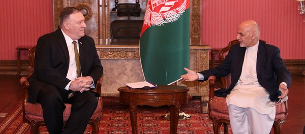 رئيس أفغانستان أشرف غاني يجتمع مع وزير الخارجية الأمريكي مايك بومبيو في كابل - سبوتنيك عربي