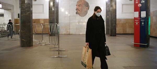 محطة مكتبة لينين مترو في موسكو، انتشار فيروس كورونا، روسيا 24 مارس 2020 محطة مكتبة لينين مترو في موسكو، انتشار فيروس كورونا، روسيا 24 مارس 2020 - سبوتنيك عربي