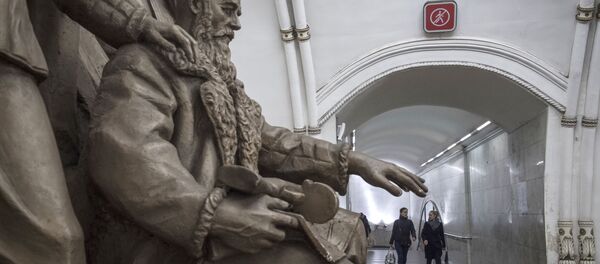 محطة مترو بيلوروسكايا في موسكو، انتشار فيروس كورونا، روسيا 24 مارس 2020 محطة مترو بيلوروسكايا في موسكو، انتشار فيروس كورونا، روسيا 24 مارس 2020 - سبوتنيك عربي