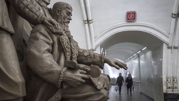 محطة مترو بيلوروسكايا في موسكو، انتشار فيروس كورونا، روسيا 24 مارس 2020 - سبوتنيك عربي