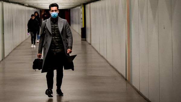 الحجر الصحي في برشلونة، انتشار فيروس كورونا في إسبانيا، مارس 2020 الحجر الصحي في برشلونة، انتشار فيروس كورونا في إسبانيا، مارس 2020 - سبوتنيك عربي