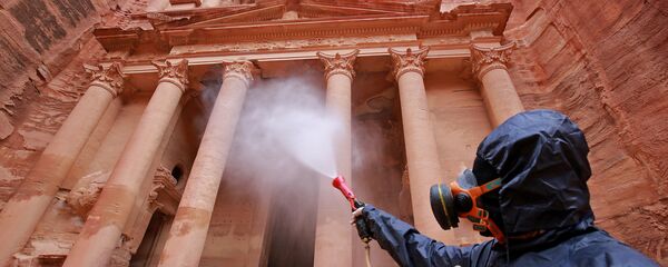 عمليات التعقيم والتطهير في الأردن، كورونا 17 مارس 2020 - سبوتنيك عربي