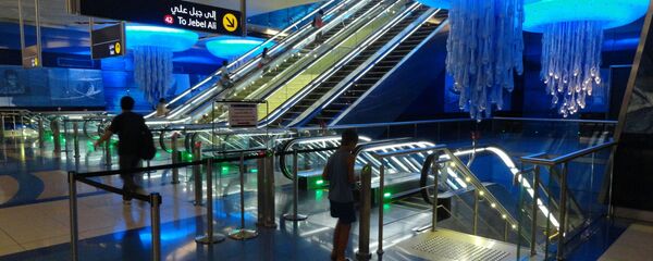 محطة مترو بر جمان في دبي - سبوتنيك عربي