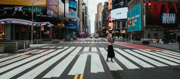 شوارع مدينة نيويورك الخالية أثناء وضع حالة الطوارئ على خلفية تفشي كورونا في البلاد، 31 مارس 2020 شوارع مدينة نيويورك الخالية أثناء وضع حالة الطوارئ على خلفية تفشي كورونا في البلاد، 31 مارس 2020 - سبوتنيك عربي