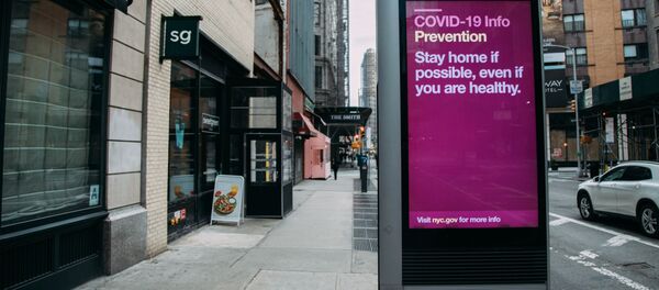 شوارع مدينة نيويورك الخالية أثناء وضع حالة الطوارئ على خلفية تفشي كورونا في البلاد، 31 مارس 2020 - سبوتنيك عربي