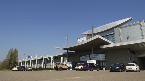 رحلة خاصة لإعادة الإيطاليين من روسيا إلى وطنهم رحلة خاصة لإعادة الإيطاليين من روسيا إلى وطنهم - سبوتنيك عربي