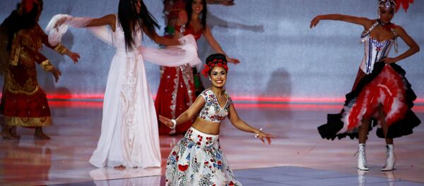 الطبيبة البريطانية ذات الأصول الهندية، بشا موخيرجى، بلقب ملكة جمال بريطانيا واختيرت لتمثل بلدها في مسابقة ملكة جمال الكون 2019. الطبيبة البريطانية ذات الأصول الهندية، بشا موخيرجى، بلقب ملكة جمال بريطانيا واختيرت لتمثل بلدها في مسابقة ملكة جمال الكون 2019. - سبوتنيك عربي