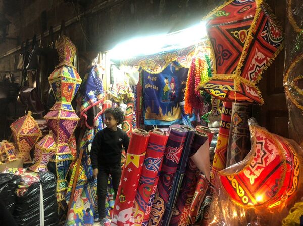 كورونا يترك فوانيس رمضان بلا مشترين في أسواق القاهرة... صور - سبوتنيك عربي