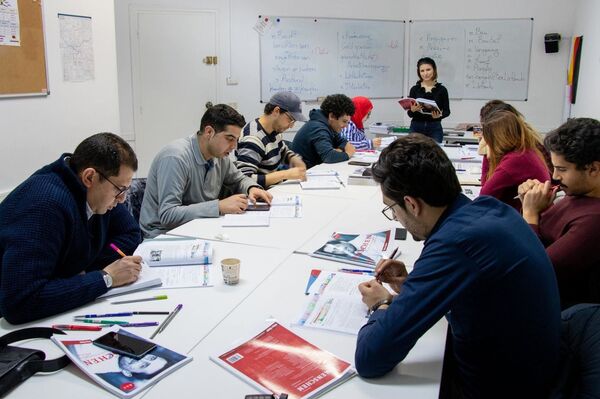 مبادرة تونسية مجانية ساهمت بكشف الجانب المشرق للحياة في زمن الكورونا مبادرة تونسية مجانية ساهمت بكشف الجانب المشرق للحياة في زمن الكورونا - سبوتنيك عربي