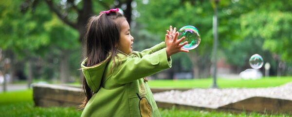 فتاة صينية صغيرة  - سبوتنيك عربي