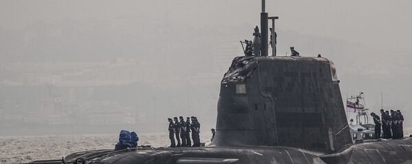  وصول غواصة البحرية الملكية البريطانية أتش أم إس أمبوش إلى القاعدة البحرية في جبل طارق - سبوتنيك عربي