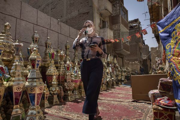 كيف يحتفل المسلمون بشهر رمضان في زمن كورونا... صور - سبوتنيك عربي