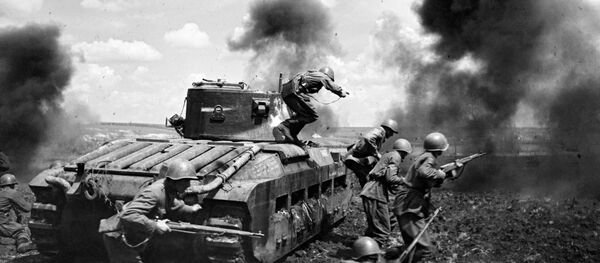 صور من أرشيف الحرب الوطنية العظمى (1941 - 1945) - طاقم الإنزال التابع للرائد موزغويف أثناء معركة في منطقة زمييف، الجبهة الجنوبية الغربية للاتحاد السوفيتي، 30 سبتمبر/ أيلول 1942 - سبوتنيك عربي