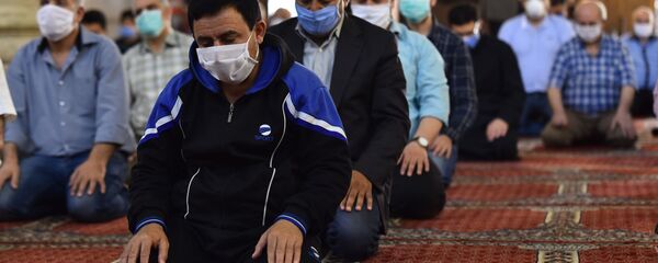 بعد إغلاقه شهرين.. أول صلاة جمعة في المسجد الأموي بدمشق - سبوتنيك عربي