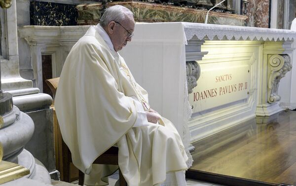 الفاتيكان يعيد فتح كاتدرائية القديس بطرس، إيطاليا 18 مايو  2020 - سبوتنيك عربي