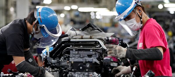 التدابير الصحية والإجراءات الوقائية  ضد تفشي فيروس كورونا في طوكيو، اليابان 18 مايو  2020 - سبوتنيك عربي