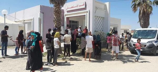 تسمم عدد من الشبان بمادة كحولية سامة يفجر موجة من الاحتجاجات في إحدى محافظات تونس - سبوتنيك عربي