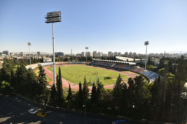أول دوري عربي يستعيد نشاطه في دمشق... السيد: ننتظر تذوق ملح الملاعب.. فيديو وصور - سبوتنيك عربي