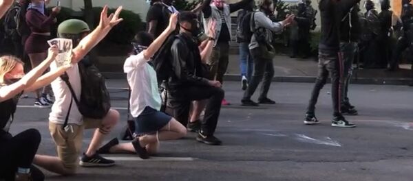 الاحتجاجات في مينيابوليس الاحتجاجات في مينيابوليس - سبوتنيك عربي