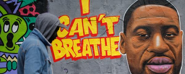  جدارية المواطن الأمريكي من أصول أفريقية، جورج فلويد، في برلين، ألمانيا 30 مايو 2020 - سبوتنيك عربي