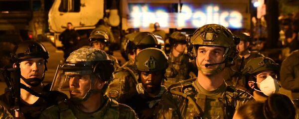  البيت الأبيض محاصر أثناء احتجاجات «جورج فلويد» في واشنطن، الحرس الوطني الأمريكي، الولايات المتحدة  3 يونيو 2020 - سبوتنيك عربي