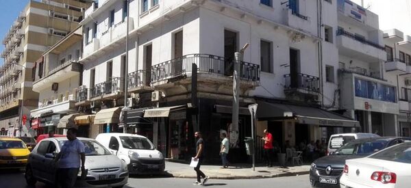 احتفاء تونسي بعودة الحياة إلى طبيعتها عقب أزمة كورونا - سبوتنيك عربي