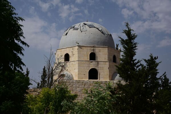 سوريا تستعد لافتتاح ضريح الخليفة الأموي عمر بن عبد العزيز أمام الزوار.. صور - سبوتنيك عربي