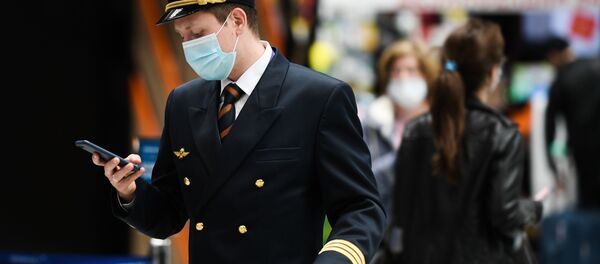 عودة عمل مطار شيريميتيفو في موسكو، مع الحفاظ على الإجراءات الوقائية لمنع انتشار «كورونا»، روسيا 6 يونيو 2020 - سبوتنيك عربي