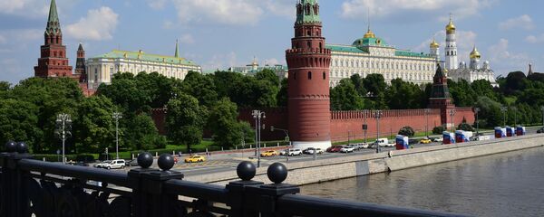 إلغاء الحجر المنزلي العزل الذاتي، و نظام التصاريح في موسكو، الكرملين، روسيا 9 يونيو 2020 إلغاء الحجر المنزلي العزل الذاتي، و نظام التصاريح في موسكو، الكرملين، روسيا 9 يونيو 2020 - سبوتنيك عربي