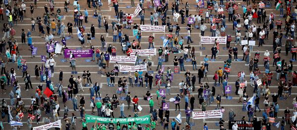 مظاهرات ضد سياسة الاستيطان، ضد خطة بنيامين نتنياهو بضم أجزاء من الضفة الغربية إلى إسرائيل، تل-أبيب  6 يوينيو 2020 - سبوتنيك عربي