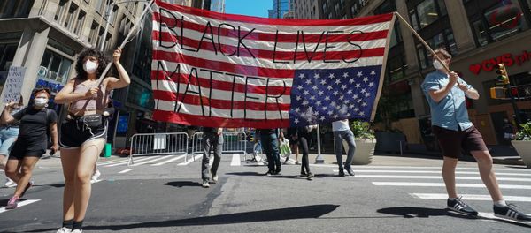 احتجاجات واسعة النطاق في نيويورك (Black lives matter)، الولايات المتحدة، 13 يونيو 2020 احتجاجات واسعة النطاق في نيويورك (Black lives matter)، الولايات المتحدة، 13 يونيو 2020 - سبوتنيك عربي