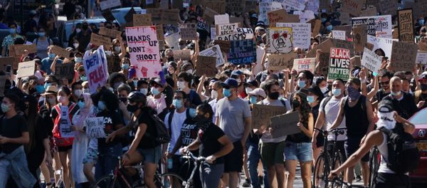 احتجاجات واسعة النطاق في نيويورك (Black lives matter)، الولايات المتحدة،  13 يونيو 2020 - سبوتنيك عربي