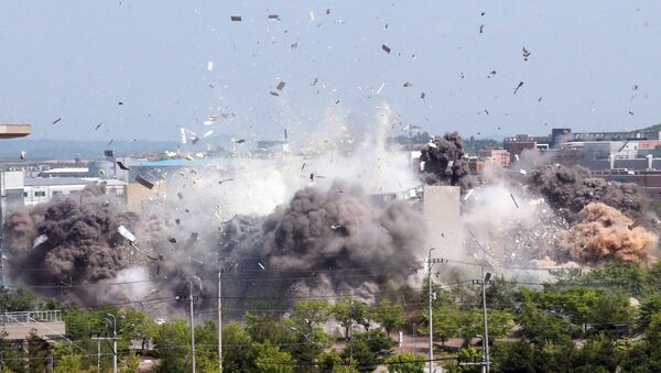 كوريا الشمالية تنشر صور لحظات تفجير مكتب الاتصال المشترك بين الكوريتين  - سبوتنيك عربي