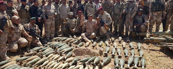 الجيش العراقي يدمر أوكارا لـداعش في الحدود مع السعودية الجيش العراقي يدمر أوكارا لـداعش في الحدود مع السعودية - سبوتنيك عربي