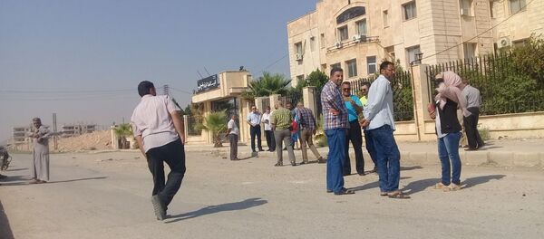 العاملون فيالسورية للحبوب وكهرباء الحسكة يعتصمون ضد قسد - سبوتنيك عربي