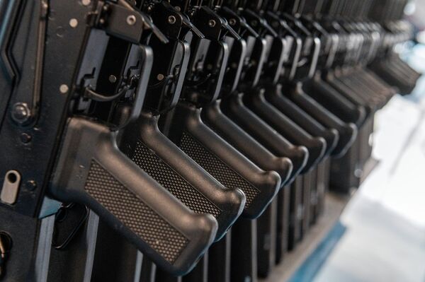 أقوى 10 بنادق هجومية في العالم - سبوتنيك عربي